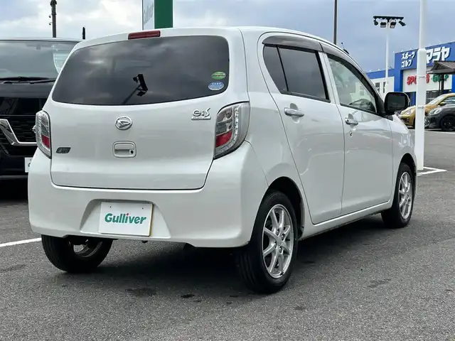 ダイハツ ミラ イース G スマートセレクションSA 長崎県 2014(平26)年 7.6万km パールホワイトⅢ プッシュスタート/スマートキー/ecoIDLE/オートエアコン/社外ディスプレイオーディオ(BT/FM/AM/CD)/　　(FH-8500DVS)/純正ラバー製フロアマット/純正14インチアルミホイール/ABS/横滑り防止装置/盗難防止装置/SRSダブル・サイドエアバッグ/スマートアシスト/ISOFIX/取扱説明書