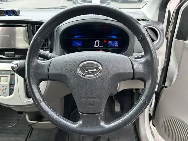 ダイハツ ミラ イース G スマートセレクションSA 長崎県 2014(平26)年 7.6万km パールホワイトⅢ プッシュスタート/スマートキー/ecoIDLE/オートエアコン/社外ディスプレイオーディオ(BT/FM/AM/CD)/　　(FH-8500DVS)/純正ラバー製フロアマット/純正14インチアルミホイール/ABS/横滑り防止装置/盗難防止装置/SRSダブル・サイドエアバッグ/スマートアシスト/ISOFIX/取扱説明書