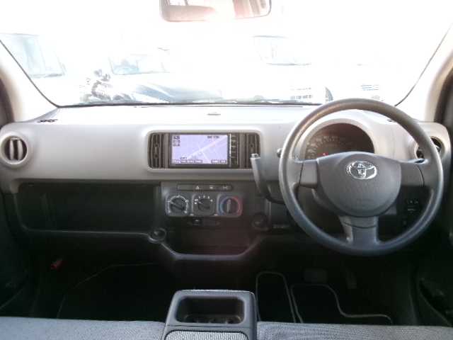 トヨタ パッソ X Lパッケージ 岡山県 2016(平28)年 6.9万km ホワイト ワンオーナー/純正SDナビ/ワンセグテレビ/バックカメラ/Bluetooth/純正フロアマット/スマートキー