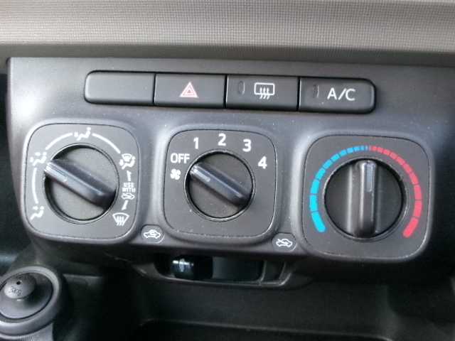 トヨタ パッソ X Lパッケージ 岡山県 2016(平28)年 6.9万km ホワイト ワンオーナー/純正SDナビ/ワンセグテレビ/バックカメラ/Bluetooth/純正フロアマット/スマートキー