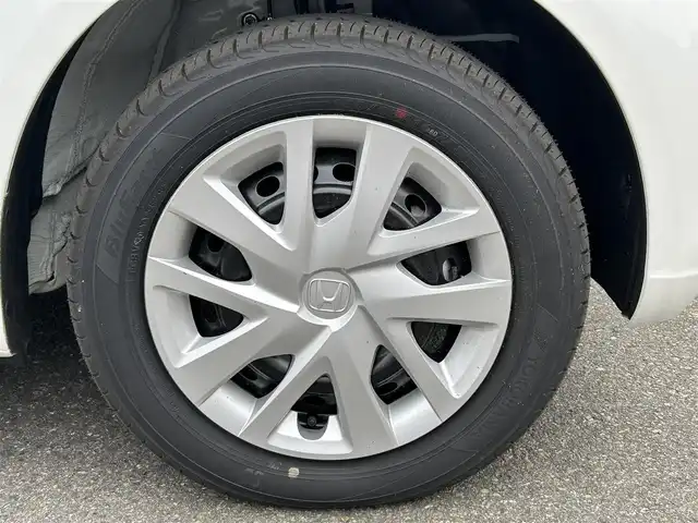 ホンダ Ｎ ＢＯＸ 山形県 2024(令6)年 0.1万km未満 プラチナホワイトパール 4WD/アダプティブクルーズコントロール/アイドリングストップ/レーンキープアシスト/先行車発進お知らせ/標識認識機能/車線逸脱警報/衝突被害軽減ブレーキ/盗難防止装置/LEDオートライト/両側パワースライドドア/前席シートヒーター/コーナーセンサー/プッシュスタート/電動パーキングブレーキ/ウィンカーミラー