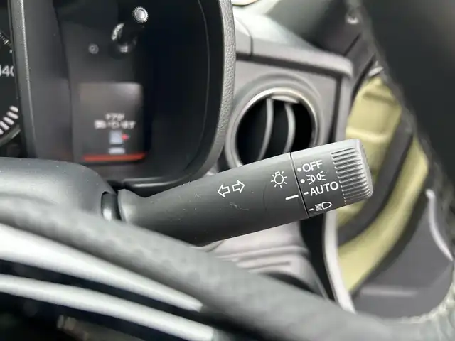 ホンダ Ｎ ＯＮＥ オリジナル スタイル+アーバン 東京都 2023(令5)年 2.7万km ガーデングリーンM 社外ディスプレイオーディオ/CD/FM・AM/AUX/USB/Bluetooth//バックカメラ/ETC/ドライブレコーダー/衝突軽減ブレーキ/アダクティブクルーズコントロール/レーンキープアシストシステム/コーナーセンサー/電動パーキングブレーキ/オートブレーキホールド/LEDヘッドライト/ウッド調パネル/タン×チャコールフロントコンビシート/シートヒーター/保証書/取扱説明書/スペアキー