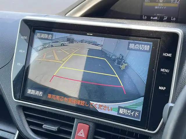 トヨタ ヴォクシー ZS 煌Ⅱ 佐賀県 2020(令2)年 6.2万km イナズマスパーキングブラックガラスフレーク 純正10インチナビ/・フルセグTV/CD/DVD/SD/Bluetooth/フリップダウンモニター /バックカメラ/両側パワースライドドア/前後ドライブレコーダー/クルーズコントロール/アイドリングストップ/シートバックテーブル/コーナーセンサー/プッシュスタート/スマートキー/ビルトインETC/オートライト/LEDヘッドライト/純正フロアマット/純正ドアバイザー