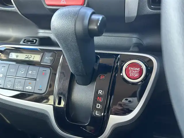 ホンダ Ｎ ＢＯＸ G Lパッケージ 石川県 2016(平28)年 9万km プレミアムディープモカパール 4WD/純正メモリナビゲーション/【Bluetooth・フルセグTV・CD・DVD・FM・AM・SD】/ビルトインETC/バックカメラ/片側パワースライドドア/エンジンプッシュスタート/・スマートキー/・スペアキー１/ステアリングリモコン/前席シートヒーター・エアシート/ハロゲンヘッドライト/横滑り防止装置/純正フロアマット/取扱説明書