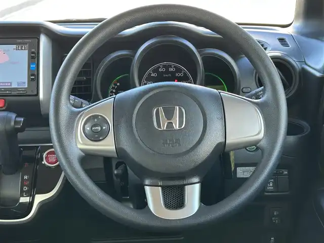 ホンダ Ｎ ＢＯＸ G Lパッケージ 石川県 2016(平28)年 9万km プレミアムディープモカパール 4WD/純正メモリナビゲーション/【Bluetooth・フルセグTV・CD・DVD・FM・AM・SD】/ビルトインETC/バックカメラ/片側パワースライドドア/エンジンプッシュスタート/・スマートキー/・スペアキー１/ステアリングリモコン/前席シートヒーター・エアシート/ハロゲンヘッドライト/横滑り防止装置/純正フロアマット/取扱説明書