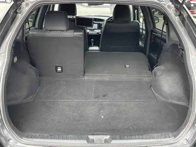 トヨタ カローラ フィールダー 1．5G ダブルバイビー 道央・札幌 2015(平27)年 9.6万km ブラックマイカ ４WD/寒冷地仕様/社外メモリーナビ/CD/DVD/BT/フルセグ/社外後席モニター/衝突被害軽減ブレーキ/横滑り防止装置/レーンキープアシスト/バックカメラ/ビルトインETC/ワイパーデアイサー/ハーフレザーシート/革巻きステアリング/ステアリングリモコン/プッシュスタート/スマートキー/LEDヘッドライト/オートライト/オートハイビーム/フォグランプ/電動格納ミラー/ウィンカーミラー/純正フロアマット/ドアバイザー/純正エンジンスターター/社外AW付冬タイヤ積込/175/65/R15/2021年/山6mm