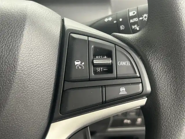 スズキ ワゴンＲ カスタムＺ HYBRID ZX 道央・札幌 2024(令6)年 0.8万km ブルーイッシュブラックパール3 ・４WD/・純正ディスプレイオーディオ/・BT/USB/・全方位カメラ/・前後ドライブレコーダー/・ビルトインETC/・HUD/・レーダークルーズコントロール/・レーンキープアシスト/・後方コーナーセンサー/・衝突軽減ブレーキ/・横滑り防止装置/・アイドリングストップ/・純正フロアマット/・前席シートヒーター/・LEDヘッドライト/・オートライト/・フォグランプ/・プッシュスタート/・スマートキー/・保証書