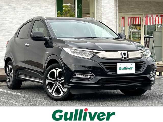 ホンダ ヴェゼル ハイブリッド Z ホンダセンシング 千葉県 2020(令2)年 0.8万km クリスタルブラックパール ＶＸＭ－２０５ＶＦＥｉナビ　Ｂカメ　ＥＴＣ　Ｂｔ　フルセグＴＶ　ドラレコ　ハーフレザーシート　シートヒーター　クルコン　パドルシフト　パワーシート　レーンアシストＬＥＤ　オートライト１７インチＡＷ