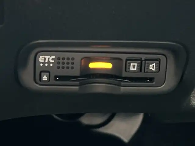 ホンダ ヴェゼル ハイブリッド Z ホンダセンシング 千葉県 2020(令2)年 0.8万km クリスタルブラックパール ＶＸＭ－２０５ＶＦＥｉナビ　Ｂカメ　ＥＴＣ　Ｂｔ　フルセグＴＶ　ドラレコ　ハーフレザーシート　シートヒーター　クルコン　パドルシフト　パワーシート　レーンアシストＬＥＤ　オートライト１７インチＡＷ