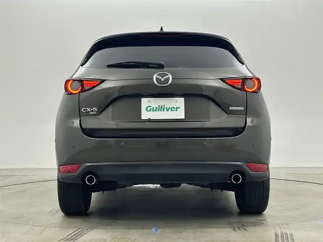 マツダ ＣＸ－５ XD ブラックトーンエディション 岡山県 2021(令3)年 5.5万km チタニウムフラッシュマイカ ドライビングポジションサポートパッケージ/　・運転席10wayパワーシート＆シートメモリー/　・運転席、助手席シートヒーター/　・ステアリングヒーター/360°ビュー・モニター/サンルーフ /BOSEサウンド/純正ナビ/地デジ/Bluetooth/USB/純正フロアマット/パワーバックドア/レーダークルーズコントロール/衝突軽減ブレーキ/ハーフレザーシート /LEDヘッドライト/ヘッドアップディスプレイ/ブラインドスポットモニター/プッシュスタート /スマートキー /4WD
