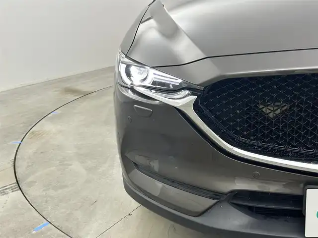 マツダ ＣＸ－５ XD ブラックトーンエディション 岡山県 2021(令3)年 5.5万km チタニウムフラッシュマイカ ドライビングポジションサポートパッケージ/　・運転席10wayパワーシート＆シートメモリー/　・運転席、助手席シートヒーター/　・ステアリングヒーター/360°ビュー・モニター/サンルーフ /BOSEサウンド/純正ナビ/地デジ/Bluetooth/USB/純正フロアマット/パワーバックドア/レーダークルーズコントロール/衝突軽減ブレーキ/ハーフレザーシート /LEDヘッドライト/ヘッドアップディスプレイ/ブラインドスポットモニター/プッシュスタート /スマートキー /4WD