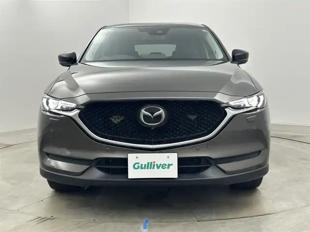 マツダ ＣＸ－５ XD ブラックトーンエディション 岡山県 2021(令3)年 5.5万km チタニウムフラッシュマイカ ドライビングポジションサポートパッケージ/　・運転席10wayパワーシート＆シートメモリー/　・運転席、助手席シートヒーター/　・ステアリングヒーター/360°ビュー・モニター/サンルーフ /BOSEサウンド/純正ナビ/地デジ/Bluetooth/USB/純正フロアマット/パワーバックドア/レーダークルーズコントロール/衝突軽減ブレーキ/ハーフレザーシート /LEDヘッドライト/ヘッドアップディスプレイ/ブラインドスポットモニター/プッシュスタート /スマートキー /4WD