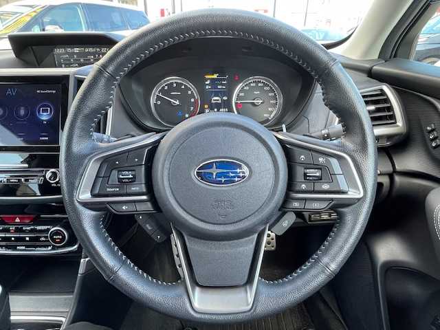 スバル フォレスター プレミアム 宮城県 2018(平30)年 7.6万km ホライゾンブルーP 登録時走行距離75690kｍ/アラウンドビューモニター/クルーズコントロール（追従走行あり）/レーンキープアシスト/パワーバックドア/アイドリングストップ/横滑り防止装置/ビルトインETC/衝突軽減システム/電動パーキング/パワーシート（全席）/シートヒーター（全席）/ハーフレザーシート/ステアリングリモコン/メモリーシート（D席）/デジタルインナーミラー/純正ナビ/フルセグTV・Bluetooth・AM・FM・USB/ステアリングヒーター/ステアリングリモコン/ウインカーミラー/ドアバイザー/純正アルミホイール/純正LEDヘッドライト/フォグランプ