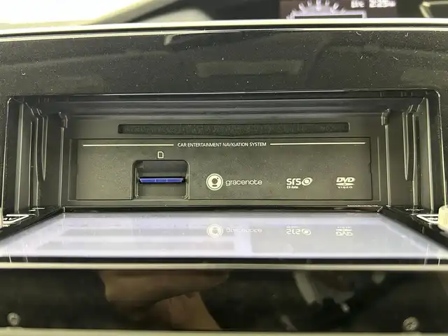 日産 セレナ ハイウェイスター 千葉県 2016(平28)年 5.6万km ブリリアントホワイトパール 禁煙車/衝突軽減ブレーキ/プロパイロット/前方衝突予測警報/踏み間違い衝突防止アシスト/LEDヘッドライト/インテリジェントルームミラー/両側パワースライドドア/純正7インチナビ/CD/DVD/Bluetooth/フルセグ/アラウンドビューモニター/レーダークルーズコントロール/純正16インチアルミホイール/オートエアコン/プッシュスタート/スマートキー