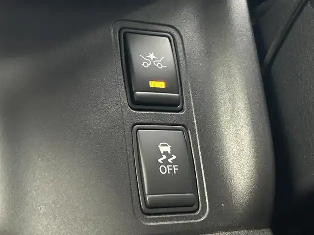 日産 セレナ ハイウェイスター 千葉県 2016(平28)年 5.6万km ブリリアントホワイトパール 禁煙車/衝突軽減ブレーキ/プロパイロット/前方衝突予測警報/踏み間違い衝突防止アシスト/LEDヘッドライト/インテリジェントルームミラー/両側パワースライドドア/純正7インチナビ/CD/DVD/Bluetooth/フルセグ/アラウンドビューモニター/レーダークルーズコントロール/純正16インチアルミホイール/オートエアコン/プッシュスタート/スマートキー