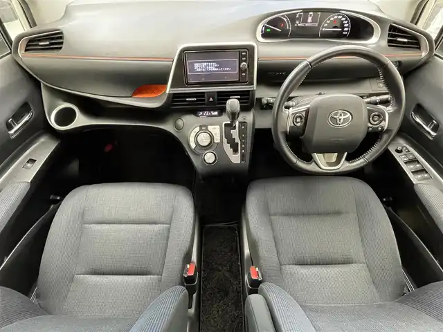 トヨタ シエンタ ハイブリッド G 大阪府 2017(平29)年 3.1万km ホワイトパールクリスタルシャイン 純正７インチナビ/Bluetooth/CD/DVD/フルセグ/両側電動スライド/バックカメラ/LEDヘッドライト/オートライト/オートハイビーム/衝突軽減/レーンキープ/シートヒーター（D/N）/360°ドラレコ/ビルトインETC/純正マット/ドアバイザー/プッシュスタート/スマートキー/ステアリングリモコン