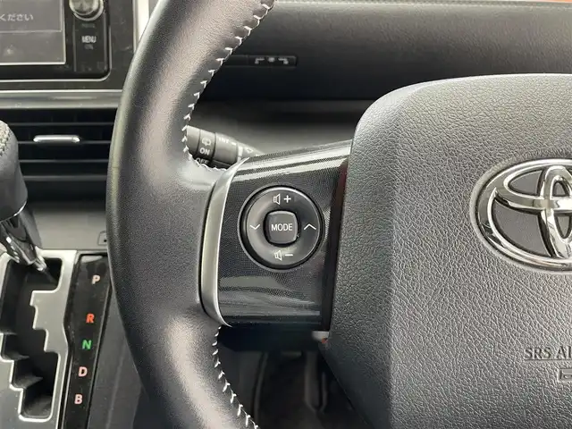 トヨタ シエンタ ハイブリッド G 大阪府 2017(平29)年 3.1万km ホワイトパールクリスタルシャイン 純正７インチナビ/Bluetooth/CD/DVD/フルセグ/両側電動スライド/バックカメラ/LEDヘッドライト/オートライト/オートハイビーム/衝突軽減/レーンキープ/シートヒーター（D/N）/360°ドラレコ/ビルトインETC/純正マット/ドアバイザー/プッシュスタート/スマートキー/ステアリングリモコン