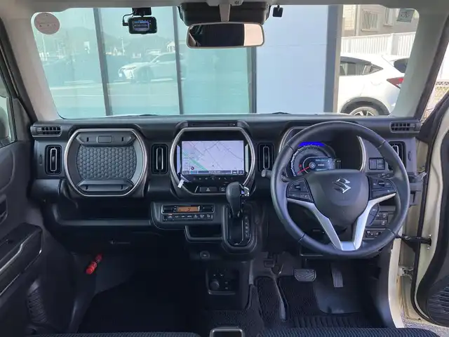 スズキ ハスラー Jスタイル Ⅱ 香川県 2022(令4)年 3.7万km シフォンアイボリーメタリック/ガンメタリック2トーン 登録時走行距離：36700km/メーカー純正9型メモリナビ/　CD DVD BT フルセグTV/全方位カメラ/デュアルカメラブレーキサポート/レーダークルーズコントロール/レーンキープアシスト/クリアランスソナー/アイドリングストップ/横滑り防止装置/LEDヘッドライト/オートライト/フォグランプ/純正15インチアルミホイール/ルーフレール/ビルトインETC/前後ドライブレコーダー/ハーフレザーシート/シートヒーター/革巻きステアリング/ステアリングスイッチ/プッシュスタート/スマートキー/スペアキー/取扱説明書/新車時保証書