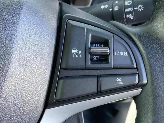 スズキ ハスラー Jスタイル Ⅱ 香川県 2022(令4)年 3.7万km シフォンアイボリーメタリック/ガンメタリック2トーン 登録時走行距離：36700km/メーカー純正9型メモリナビ/　CD DVD BT フルセグTV/全方位カメラ/デュアルカメラブレーキサポート/レーダークルーズコントロール/レーンキープアシスト/クリアランスソナー/アイドリングストップ/横滑り防止装置/LEDヘッドライト/オートライト/フォグランプ/純正15インチアルミホイール/ルーフレール/ビルトインETC/前後ドライブレコーダー/ハーフレザーシート/シートヒーター/革巻きステアリング/ステアリングスイッチ/プッシュスタート/スマートキー/スペアキー/取扱説明書/新車時保証書