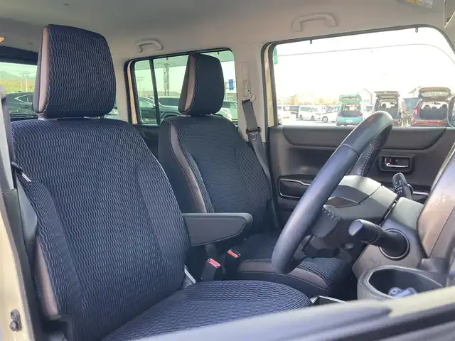 スズキ ハスラー Jスタイル Ⅱ 香川県 2022(令4)年 3.7万km シフォンアイボリーメタリック/ガンメタリック2トーン 登録時走行距離：36700km/メーカー純正9型メモリナビ/　CD DVD BT フルセグTV/全方位カメラ/デュアルカメラブレーキサポート/レーダークルーズコントロール/レーンキープアシスト/クリアランスソナー/アイドリングストップ/横滑り防止装置/LEDヘッドライト/オートライト/フォグランプ/純正15インチアルミホイール/ルーフレール/ビルトインETC/前後ドライブレコーダー/ハーフレザーシート/シートヒーター/革巻きステアリング/ステアリングスイッチ/プッシュスタート/スマートキー/スペアキー/取扱説明書/新車時保証書