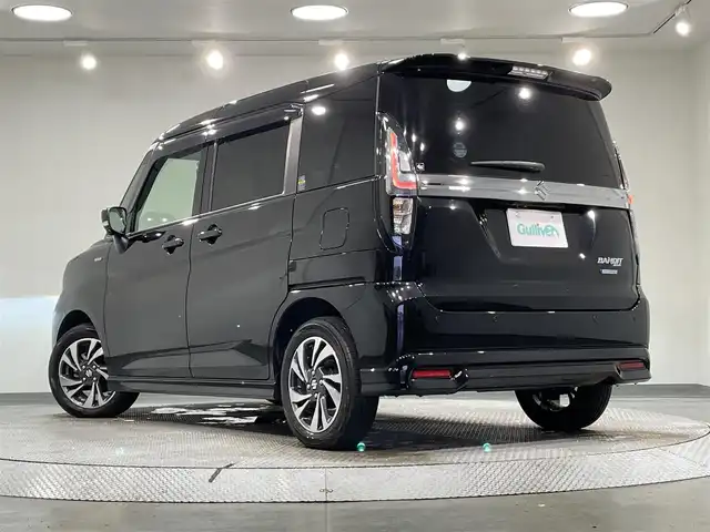 スズキ ソリオ バンディット HV MV 愛知県 2023(令5)年 3万km スーパーブラックパール 純正９インチナビ　/（CD・DVD再生/フルセグTV/FM/AM/Bluetooth/USB/スマートフォン連携）/アラウンドビューモニター　/衝突軽減ブレーキ（デュアルブレーキサポートII）/レーダークルーズコントロール　/ビルトインＥＴＣ　/シートヒーター　/前後ドライブレコーダー　/ヘッドアップディスプレイ　/片側パワースライドドア　/ＬＥＤヘッドライト/LEDフォグランプ/パーキングセンサー/車線逸脱警報/アイドリングストップ/後席サンシェード/プッシュスタート/　　-スマートキー/USB接続/純正フロアマット