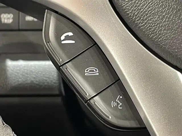 スズキ ソリオ バンディット HV MV 愛知県 2023(令5)年 3万km スーパーブラックパール 純正９インチナビ　/（CD・DVD再生/フルセグTV/FM/AM/Bluetooth/USB/スマートフォン連携）/アラウンドビューモニター　/衝突軽減ブレーキ（デュアルブレーキサポートII）/レーダークルーズコントロール　/ビルトインＥＴＣ　/シートヒーター　/前後ドライブレコーダー　/ヘッドアップディスプレイ　/片側パワースライドドア　/ＬＥＤヘッドライト/LEDフォグランプ/パーキングセンサー/車線逸脱警報/アイドリングストップ/後席サンシェード/プッシュスタート/　　-スマートキー/USB接続/純正フロアマット