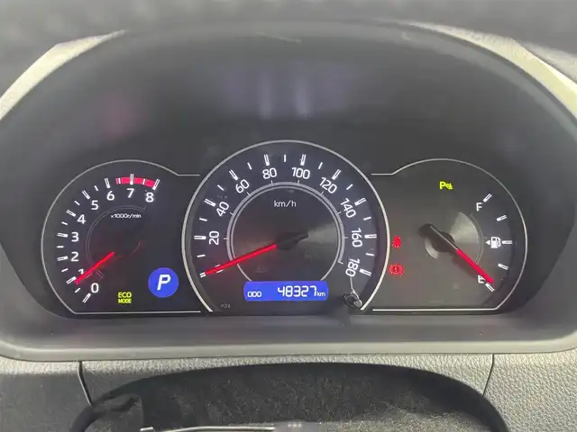 トヨタ ヴォクシー ZS 煌Ⅱ 福井県 2019(平31)年 4.9万km ホワイトパールクリスタルシャイン 純正SDメモリーナビ　型式：NSZT-Y68T/（FM/AM/BT/CD/DVD/TV）/後席フリップダウンモニター/両側パワースライドドア/ETC（新セキュリティ対応）/ミュージックサーバー（SD録音）/クルーズコントロール/純正16インチアルミホイール/LEDヘッドライト/オートマチックハイビーム/コーナーセンサー/横滑り防止装置/衝突軽減ブレーキ/レーンキープアシスト/ドライブレコーダー（前）/充電用USBポート（2個）