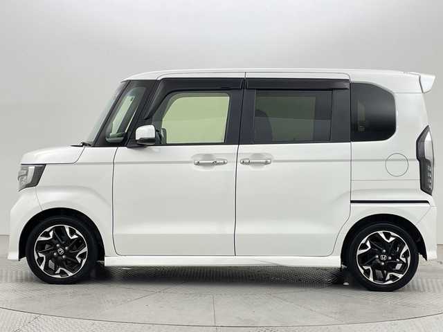 ホンダ Ｎ ＢＯＸ カスタム G L ターボ ホンダセンシング 新潟県 2018(平30)年 5.5万km プラチナホワイトパール ワンオーナー/衝突被害軽減システム/レーンキープアシスト/純正8インチナビ/　（フルセグTV/BT/CD/DVD/AM/FM）/バックカメラ/両側パワースライドドア/レーダークルーズコントロール/LEDオートライト/ハーフレザーシート/純正15インチアルミホイール/ステアリングスイッチ/アイドリングストップ/USBポート/スマートキー/ビルトインETC
