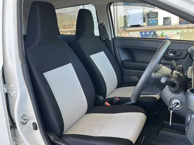 トヨタ ピクシスエポック B SAⅢ 山口県 2023(令5)年 0.6万km ホワイト ワンオーナー　/純正オーディオ(TZ-ND001)　/Bluetooth/CD/USB/AUX/ドライブレコーダー　/コーナーセンサー　/オートライト　/ベンチシート　/純正フロアマット　/横滑り防止装置　/盗難防止システム　/衝突被害軽減システム　/Ｗエアバッグ　/スペアキー