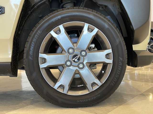 ダイハツ タフト G ターボ 福井県 2021(令3)年 4.7万km サンドベージュメタリック スカイフィールドトップ/メッキパック/純正7インチメモリーナビ/フルセグTV/バックカメラ/スマートアシスト/・衝突回避支援ブレーキ/・衝突警報機能/・誤発進抑制制御機能/・車線逸脱抑制制御機能/・車線逸脱警報機能/・ふらつき警報/・先行車発進お知らせ機能/・標識認識機能/・レーンキープコントロール/・アダプティブクルーズコントロール/・コーナーセンサー/ETC/ドライブレコーダー/シートヒーター/オートライト/LEDヘッドライト/LEDフォグ/純正15インチアルミホイール/プッシュスタート/スマートキー/ステアリングスイッチ/純正フロアマット