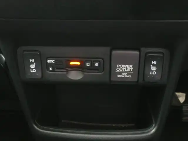 ホンダ Ｎ ＢＯＸ G ターボ SSパッケージ 静岡県 2017(平29)年 7.4万km プレミアムホワイトパールⅡ 禁煙車/純正Gathersナビ(VXM-174CSi)/両側パワースライドドア/バックカメラ/シティブレーキアクティブシステム/(低速域衝突軽減ブレーキ＋誤発進抑制機能)/クルーズコントロール/シートヒーター/オートライト/キセノンライト/スマートキー/ETC/新車保証書