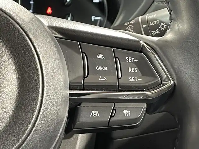 マツダ ＣＸ－５ XD Lパッケージ 愛知県 2022(令4)年 2.7万km ソウルレッドクリスタルM 純正１０．２５インチナビ/３６０°ビュー・モニター/衝突軽減ブレーキ/レーダークルーズコントロール/車線逸脱警報/クリアランスソナー/ブラインドスポットモニター/パワーバックドア/ヘッドアップディスプレイ/電動パーキングブレーキ/ブレーキホールド/パドルシフト/レザーシート/パワーシート【シートメモリー機能付】/シートヒーター/ハンドルヒーター/ドライブレコーダー/ETC/USB入力端子/アイドリングストップ/ISOFIX/純正フロアマット/純正19インチアルミホイール