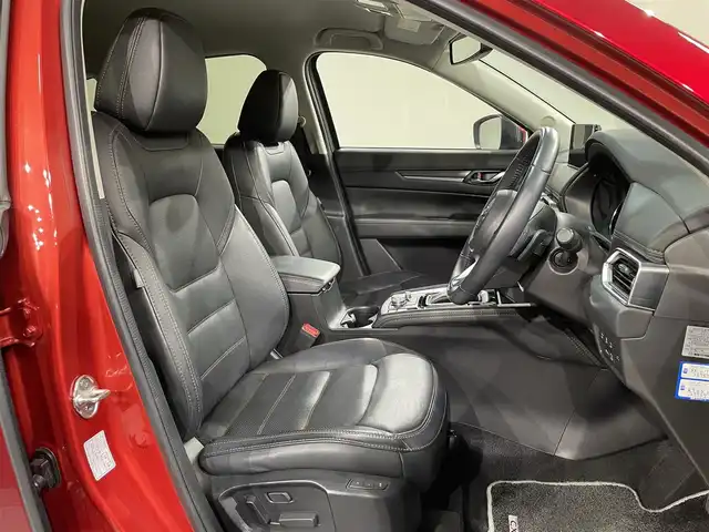 マツダ ＣＸ－５ XD Lパッケージ 愛知県 2022(令4)年 2.7万km ソウルレッドクリスタルM 純正１０．２５インチナビ/３６０°ビュー・モニター/衝突軽減ブレーキ/レーダークルーズコントロール/車線逸脱警報/クリアランスソナー/ブラインドスポットモニター/パワーバックドア/ヘッドアップディスプレイ/電動パーキングブレーキ/ブレーキホールド/パドルシフト/レザーシート/パワーシート【シートメモリー機能付】/シートヒーター/ハンドルヒーター/ドライブレコーダー/ETC/USB入力端子/アイドリングストップ/ISOFIX/純正フロアマット/純正19インチアルミホイール