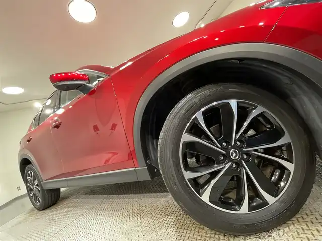 マツダ ＣＸ－５ XD Lパッケージ 愛知県 2022(令4)年 2.7万km ソウルレッドクリスタルM 純正１０．２５インチナビ/３６０°ビュー・モニター/衝突軽減ブレーキ/レーダークルーズコントロール/車線逸脱警報/クリアランスソナー/ブラインドスポットモニター/パワーバックドア/ヘッドアップディスプレイ/電動パーキングブレーキ/ブレーキホールド/パドルシフト/レザーシート/パワーシート【シートメモリー機能付】/シートヒーター/ハンドルヒーター/ドライブレコーダー/ETC/USB入力端子/アイドリングストップ/ISOFIX/純正フロアマット/純正19インチアルミホイール