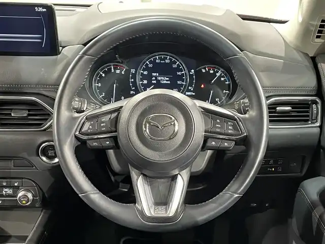 マツダ ＣＸ－５ XD Lパッケージ 愛知県 2022(令4)年 2.7万km ソウルレッドクリスタルM 純正１０．２５インチナビ/３６０°ビュー・モニター/衝突軽減ブレーキ/レーダークルーズコントロール/車線逸脱警報/クリアランスソナー/ブラインドスポットモニター/パワーバックドア/ヘッドアップディスプレイ/電動パーキングブレーキ/ブレーキホールド/パドルシフト/レザーシート/パワーシート【シートメモリー機能付】/シートヒーター/ハンドルヒーター/ドライブレコーダー/ETC/USB入力端子/アイドリングストップ/ISOFIX/純正フロアマット/純正19インチアルミホイール