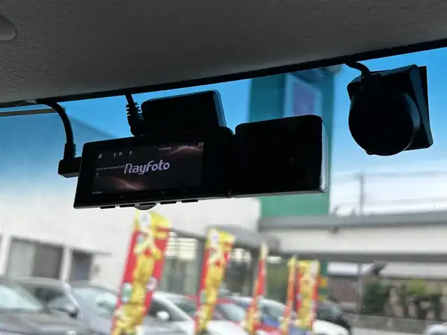 ホンダ Ｎ ＢＯＸ G Lパッケージ 東京都 2012(平24)年 9.5万km プレミアムホワイトパール 純正ナビ/Bluetoothオーディオ/フルセグTV/DVD再生/純正フリップダウンモニター/バックカメラ/パワースライドドア/ETC/前後ドライブレコーダー/スマートキー×2