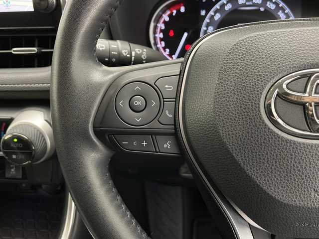 トヨタ ＲＡＶ４ G Zパッケージ 長野県 2021(令3)年 7.2万km ホワイトパールクリスタルシャイン 4WD/モデリスタエアロ/純正メモリーナビ/（AM/FM/USB/Bluetooth/フルセグTV）/トヨタセーフティセンス/・プリクラッシュセーフティ/・レーントレーシングアシスト/・レーダークルーズコントロール/・オートマチックハイビーム/・ロードサインアシスト/・パーキングサポートブレーキ/・コーナーセンサー/追従機能付きクルコン/プッシュスタートボタン/スマートキー/電動リアゲート/D席メモリ機能付きパワーシート/合皮シート/D+N席シートヒーター/LEDヘッドライト/LEDフォグ/オートライト/オートマチックハイビーム/ダウンヒルアシストコントロール/ECO/NORMAL/SPORT切替/MUD&SAND/ROCK&DIRT切替/SNOWモード/電子パーキングブレーキ/オートホールド/ステアリングスイッチ/ステアリングヒーター/電格ウインカーミラー/ライト付きバニティミラー/純正後方ドライブレコーダー/純正デジタルインナーミラー/純正フロアマット/純正19インチアルミホイール/純正ルーフレール/ラゲッジマット/ヒッチメンバー/スペアキー×1