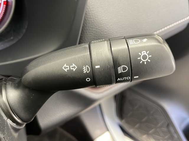 トヨタ ＲＡＶ４ G Zパッケージ 長野県 2021(令3)年 7.2万km ホワイトパールクリスタルシャイン 4WD/モデリスタエアロ/純正メモリーナビ/（AM/FM/USB/Bluetooth/フルセグTV）/トヨタセーフティセンス/・プリクラッシュセーフティ/・レーントレーシングアシスト/・レーダークルーズコントロール/・オートマチックハイビーム/・ロードサインアシスト/・パーキングサポートブレーキ/・コーナーセンサー/追従機能付きクルコン/プッシュスタートボタン/スマートキー/電動リアゲート/D席メモリ機能付きパワーシート/合皮シート/D+N席シートヒーター/LEDヘッドライト/LEDフォグ/オートライト/オートマチックハイビーム/ダウンヒルアシストコントロール/ECO/NORMAL/SPORT切替/MUD&SAND/ROCK&DIRT切替/SNOWモード/電子パーキングブレーキ/オートホールド/ステアリングスイッチ/ステアリングヒーター/電格ウインカーミラー/ライト付きバニティミラー/純正後方ドライブレコーダー/純正デジタルインナーミラー/純正フロアマット/純正19インチアルミホイール/純正ルーフレール/ラゲッジマット/ヒッチメンバー/スペアキー×1