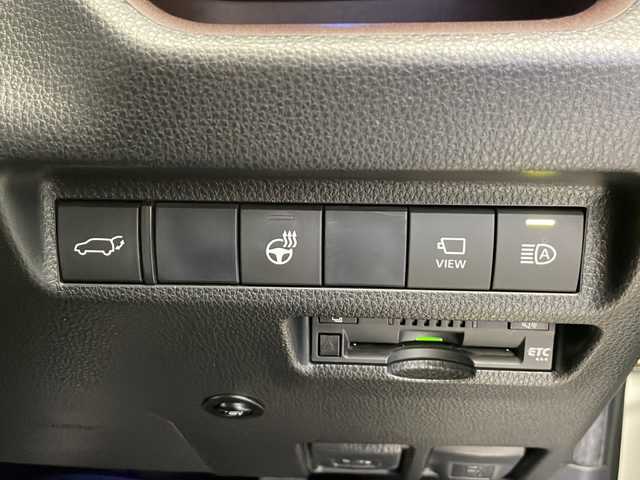 トヨタ ＲＡＶ４ G Zパッケージ 長野県 2021(令3)年 7.2万km ホワイトパールクリスタルシャイン 4WD/モデリスタエアロ/純正メモリーナビ/（AM/FM/USB/Bluetooth/フルセグTV）/トヨタセーフティセンス/・プリクラッシュセーフティ/・レーントレーシングアシスト/・レーダークルーズコントロール/・オートマチックハイビーム/・ロードサインアシスト/・パーキングサポートブレーキ/・コーナーセンサー/追従機能付きクルコン/プッシュスタートボタン/スマートキー/電動リアゲート/D席メモリ機能付きパワーシート/合皮シート/D+N席シートヒーター/LEDヘッドライト/LEDフォグ/オートライト/オートマチックハイビーム/ダウンヒルアシストコントロール/ECO/NORMAL/SPORT切替/MUD&SAND/ROCK&DIRT切替/SNOWモード/電子パーキングブレーキ/オートホールド/ステアリングスイッチ/ステアリングヒーター/電格ウインカーミラー/ライト付きバニティミラー/純正後方ドライブレコーダー/純正デジタルインナーミラー/純正フロアマット/純正19インチアルミホイール/純正ルーフレール/ラゲッジマット/ヒッチメンバー/スペアキー×1