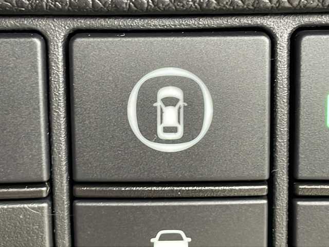 ホンダ ヴェゼル ハイブリッド e:HEV PLaY 茨城県 2021(令3)年 3.1万km サンドカーキパール 純正9インチナビ（AM/FM/Bluetooth接続/USB/フルセグTV/AppleCarPlay/AndroidAuto）/全周囲カメラ/純正ビルトインETC/パノラマルーフ/電動リアゲート/ドライブレコーダー/前席シートヒーター/前後コーナーセンサー/オートマチックハイビーム/ダウンヒルアシストコントロール/ステアリングヒーター/ブラインドスポットモニター/レーンキープアシスト/横滑り防止装置/衝突被害軽減システム