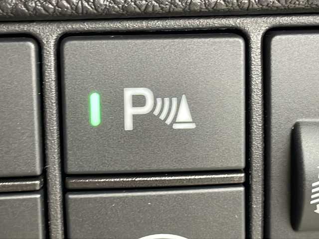 ホンダ ヴェゼル ハイブリッド e:HEV PLaY 茨城県 2021(令3)年 3.1万km サンドカーキパール 純正9インチナビ（AM/FM/Bluetooth接続/USB/フルセグTV/AppleCarPlay/AndroidAuto）/全周囲カメラ/純正ビルトインETC/パノラマルーフ/電動リアゲート/ドライブレコーダー/前席シートヒーター/前後コーナーセンサー/オートマチックハイビーム/ダウンヒルアシストコントロール/ステアリングヒーター/ブラインドスポットモニター/レーンキープアシスト/横滑り防止装置/衝突被害軽減システム