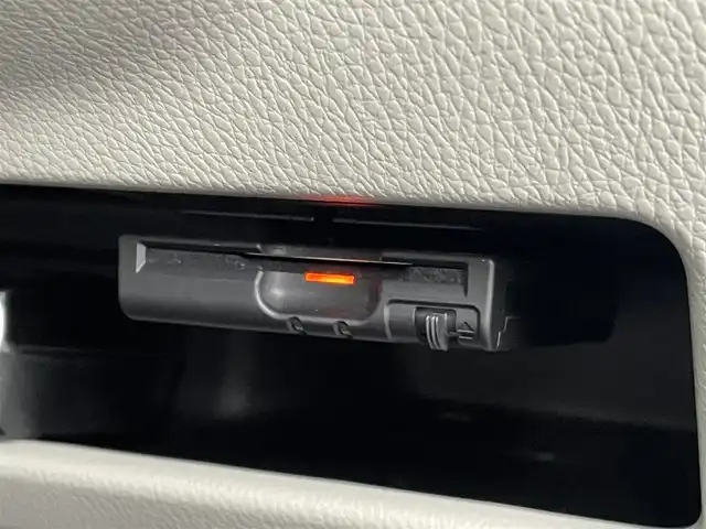 日産 デイズ ルークス X 山形県 2018(平30)年 6.4万km アイスブルー 4WD/衝突被害軽減システム/ワンオーナー/純正SDナビ/　　【CD BT フルセグ USB AUX】/アラウンドビューモニター/パワースライドドア/シートヒーター/アイドリングストップ/ステアリングスイッチ/電動格納ミラー/インテリジェントルームミラー/純正フロアマット/ドアバイザ―/インテリジェントキー/ETC