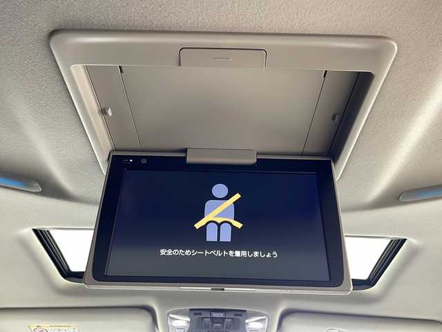 トヨタ アルファード S Cパッケージ 鹿児島県 2021(令3)年 5万km ホワイトパールクリスタルシャイン Toyota Safety Sense/純正12.1型ディスプレィオーディオ/ナビ Bluetooth DVD/フルセグTV/バックカメラ/サンルーフ/純正後席フリップダウンモニター/黒レザーシート/前席パワーシート/前席シートヒーター /両側電動スライドドア/前方ドライブレコーダー/レーダークルーズコントロール/パワーバックドア/ビルトインETC/革巻きステアリング/ステアリングヒーター/電子パーキング/LEDヘッドライト/フォグライト /オートライトコントロール/純正18インチアルミホイール/純正フロアマット/スマートキー×2/エンジンプッシュスタート/保証書/取扱説明書