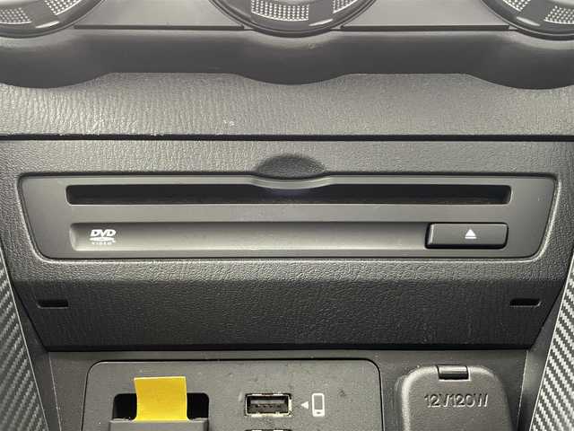マツダ マツダ２ 15S 愛知県 2020(令2)年 2.4万km セラミックM 純正ナビ　フルセグＴＶ　Ｂｌｕｅｔｏｏｔｈ　ＤＶＤ再生　ＵＳＢポート　ＢＳＭ　コンフォートパッケージ　ユーティリティパッケージ　ＥＴＣ　衝突軽減　ＨＩＤオートライト　レーンキープ　スマートキー　禁煙