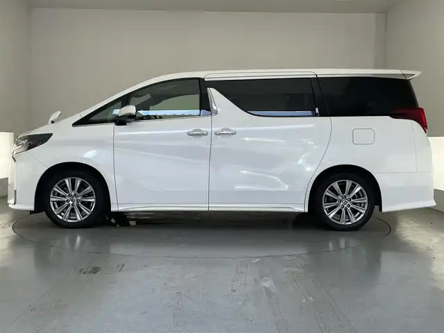 トヨタ アルファード S タイプゴールド 愛知県 2020(令2)年 5.5万km ホワイトパールクリスタルシャイン 純正９型ＤＡナビ　ツインムーンルーフ　純正１２．１型後席モニター　デジタルインナーミラー　ＤＶＤ再生　ＢＳＭ　パワーバックドア　ＥＴＣ　３眼ＬＥＤヘッドライト　ＡＣ１００Ｖ　衝突軽減　ｎａｎｏｅ　禁煙車　スペアタイヤ