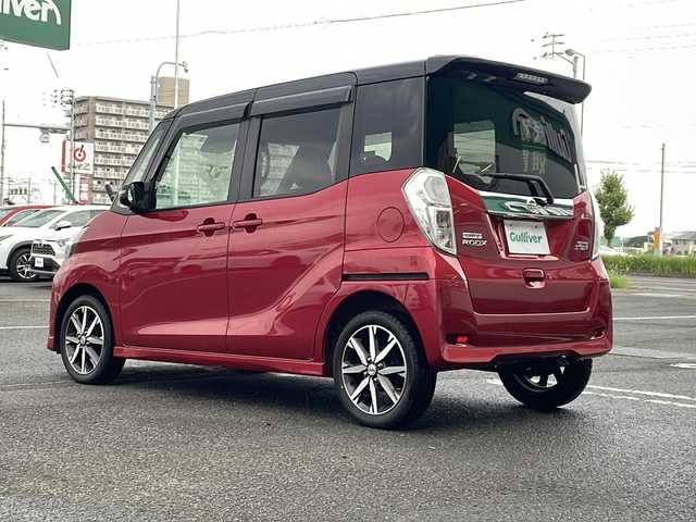 日産 デイズ ルークス ハイウェイスター Gターボ 徳島県 2018(平30)年 5.6万km スパークリングレッド/ブラック 2トーン 純正7インチナビ【MM317D-W】/（Bluetooth/フルセグTV/CD/DVD/AM/FM）/両側パワースライドドア/クルーズコントロール/LEDヘッドライト/オートハイビーム/ドライブレコーダー/ETC/純正15AW/純正フロアマット/プッシュスタート/スマートキー/スペアキー
