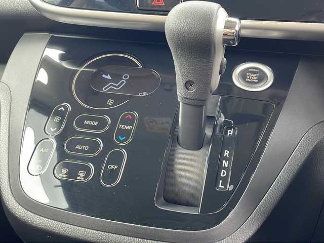 日産 デイズ ルークス ハイウェイスター Gターボ 徳島県 2018(平30)年 5.6万km スパークリングレッド/ブラック 2トーン 純正7インチナビ【MM317D-W】/（Bluetooth/フルセグTV/CD/DVD/AM/FM）/両側パワースライドドア/クルーズコントロール/LEDヘッドライト/オートハイビーム/ドライブレコーダー/ETC/純正15AW/純正フロアマット/プッシュスタート/スマートキー/スペアキー