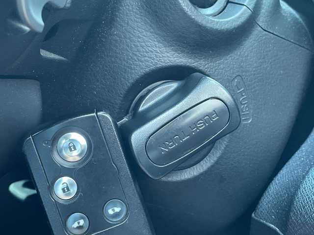 ホンダ ステップワゴン スパーダ Z クールスピリット 神奈川県 2015(平27)年 6.3万km ホワイトオーキッドパール Bluetooth/純正ナビ、TV/バックカメラ/両側パワースライドドア/ステアリングリモコン/ビルトインETC/純正マット＆バイザー/オートライト/スペアキー/保証書、取説