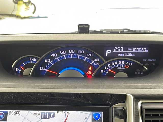 ダイハツ タント カスタム RS SA 宮城県 2014(平26)年 10万km パールホワイトⅢ 禁煙車/スマートアシスト/・衝突回避支援ブレーキ機能/純正8インチSDナビ/・BT/AM/FM/CD/DVD/SD/USB/iPod/バックカメラ/フルセグTV/ETC/ドライブレコーダー/両側パワースライドドア/革巻きステアリング/ステアリングスイッチ/プッシュスタート/スマートキー/後席ロールサンシェード/シートバックテーブル/純正15インチアルミホイール/純正フロアマット/純正ドアバイザー/LEDヘッドライト/フォグランプ/冬タイヤ社外アルミ積み込み（155/65/14）/アイドリングストップ/横滑り防止装置