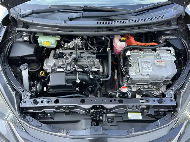 トヨタ アクア G G’s 滋賀県 2015(平27)年 2.1万km グレーメタリック 純正SDナビ/・フルセグTV/・FM/・AM/・CD/・DVD/・Bluetooth/・SD/バックカメラ/ドライブレコーダー/ビルトインETC/ハーフレザーシート/シートヒーター/革巻きステアリング/プリクラッシュセーフティ/クルーズコントロール/横滑り防止装置/LEDヘッドライト/オートライト/フォグランプ/電格ウィンカーミラー/プッシュスタート/スマートキー